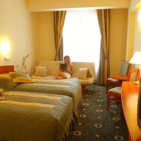 Hotel Abrava Drawsko Pomorskie Εξωτερικό φωτογραφία