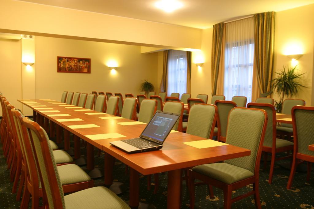 Hotel Abrava Drawsko Pomorskie Εξωτερικό φωτογραφία